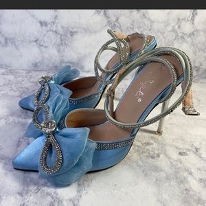 Mo Beini Satin Embellished Ankle Strap Heels 37